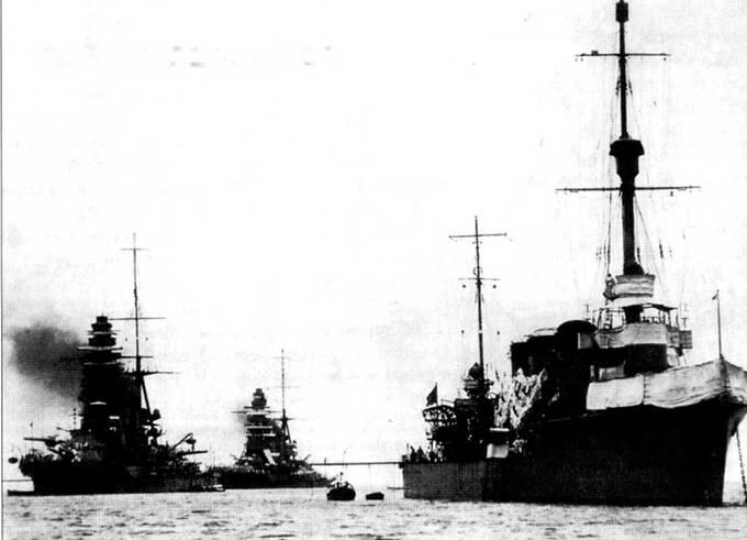 Снимок 1927 г На заднем плане линкоры Мутцу и Нагато на переднем - фото 24