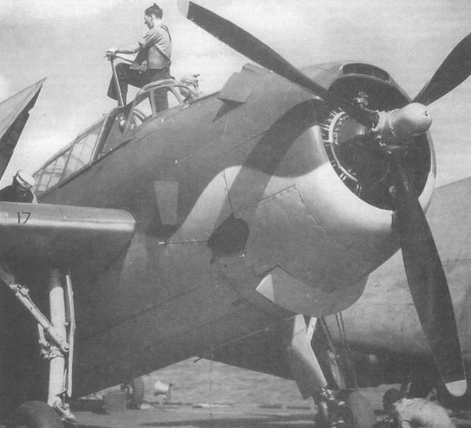 Обычная для 1943 года картина TBF1C Эвенджер осуществляет противолодочное - фото 1