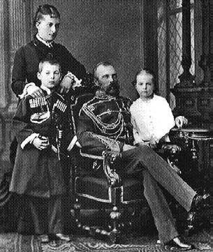 Семейный портрет 25 лет в браке Медаль Русскотурецкой войны 18771878 гг - фото 34