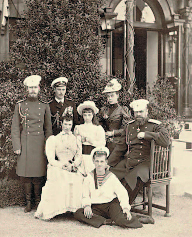 Последнее семейное фото Ливадия Май 1893 г Автограф Александра III - фото 40