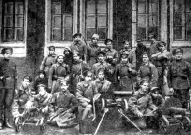 Кулебакские красногвардейцы окончившие Московское пулеметное училище в 1918 - фото 5