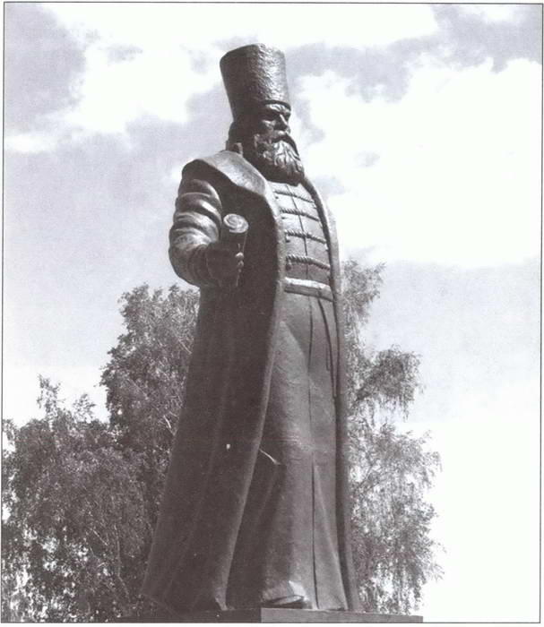 Памятник И Воротынскому в поселке Воротынец Грозный в Александровской - фото 6