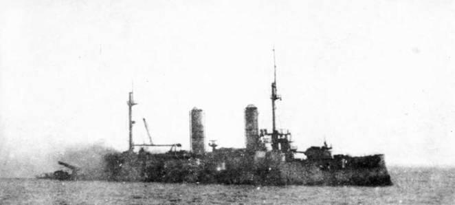 Слава после боя в Ирбенскои проливе 1917 г - фото 138