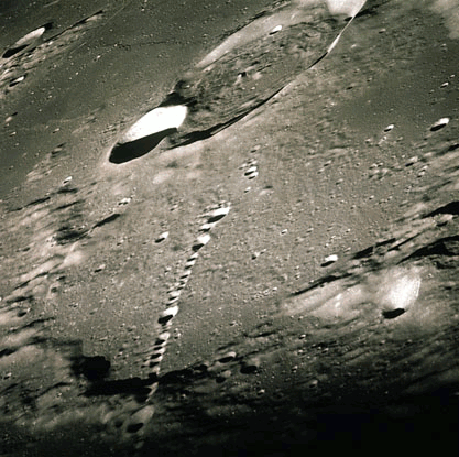 Когда люди узнали что Луна самая близкая к нам планета им конечно сразу - фото 37