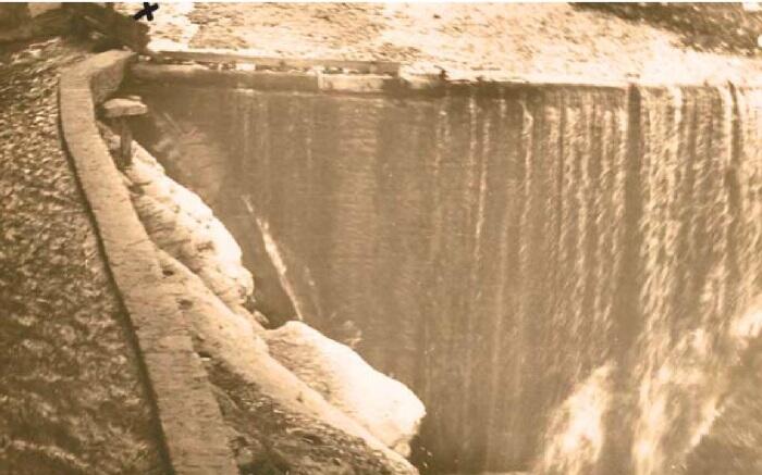 Плотина для подъема воды в ирригационные каналы в Старом Чиркее Построена на - фото 8