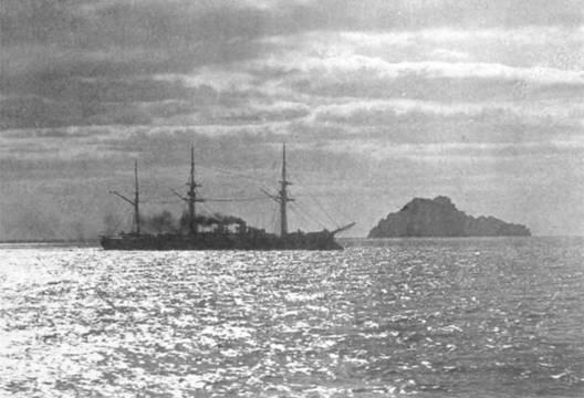 На Адмирале Корнилове в Чифу 1895 г - фото 80