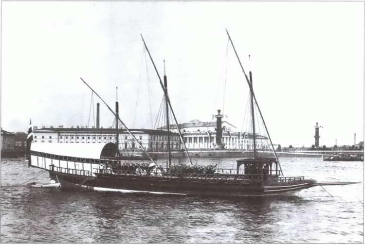 Копия галеры Петра 1 построенная в 1914 г к 200летней годовщине Гангутской - фото 37