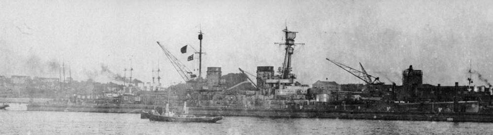Линейный крейсер Гинденбург во время достройки и испытаний Дерфлингер в - фото 161