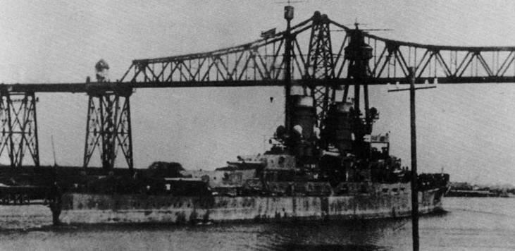 Линейный крейсер Гинденбург в Кильском канале 1918 г Линейные крейсера - фото 168
