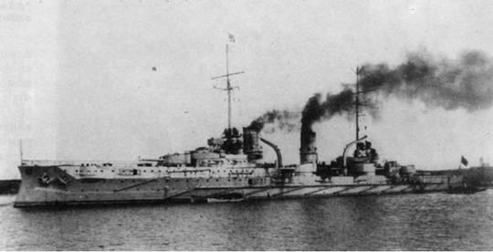 Броненосный крейсер Блюхер под адмиральским флагом В 8 ч 30 м 3 ноября на - фото 7
