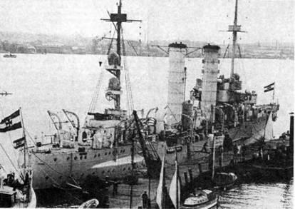 Кайзеровские крейсера Веймарской республики Нимфе в 1927 г Следующие два - фото 6