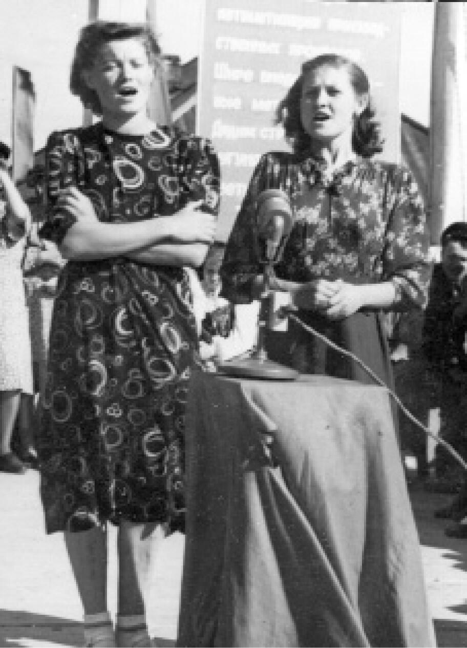 Конкурс художественной самодеятельности 1950е Туристический кружок 1950е - фото 520