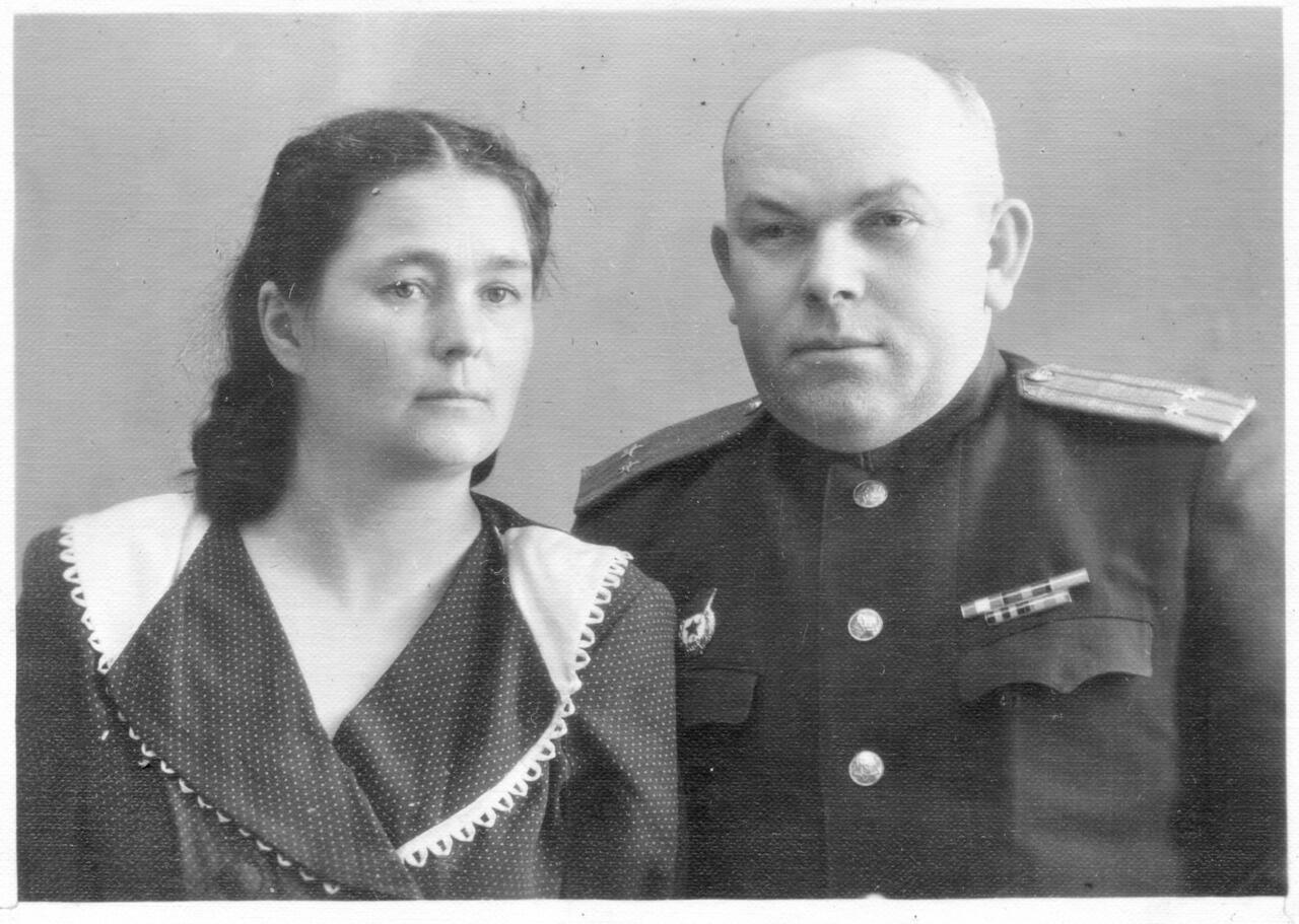 Фаина Фёдоровна и Николай Ефимович Афанасьевы Фото из личного архива 9 мая - фото 3