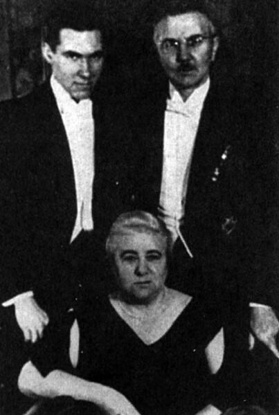 С первой женой Луизой и их сыном Йенсом родившимся в 1910 году На фоне - фото 9