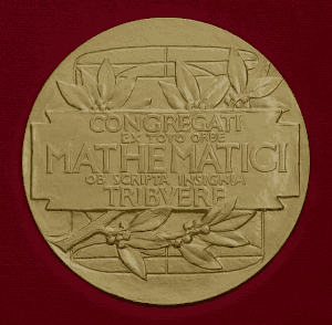 Рис 2 Медаль Филдса реверс Латынь на оборотной стороне гласит Всемирное - фото 2