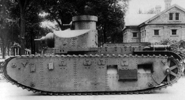 Американский танк М1921 вид сбоку Схема компоновки этой машины с двухъярусным - фото 4