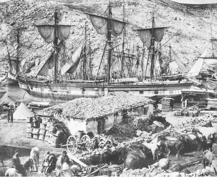 Балаклава Фото Р Фентона 1855 г Балаклава Вид на Генуэзскую крепость - фото 4