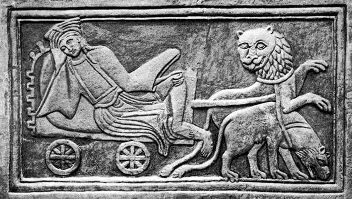 Рельеф с изображением богини Кибелы в колеснице XI век Киевские правители - фото 11