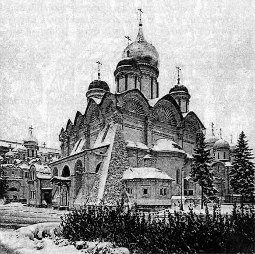 Рис 01 Архангельский собор Московского Кремля Вид зимой Взято из 96 - фото 1