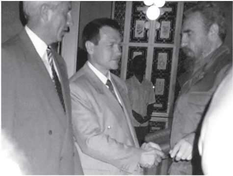 АПТарнаев на встрече с Фиделем Кастро Встреча с сыном Фиделя Кастро Фиделио - фото 10