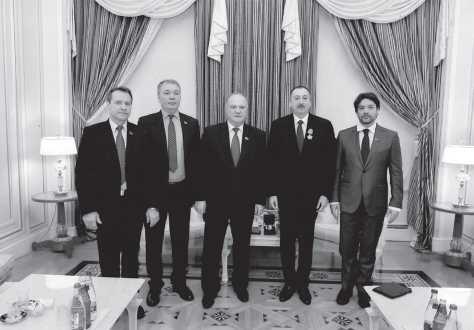 Встреча с Президентом Азербайджана Ильхамом Алиевым На книжной выставке - фото 12