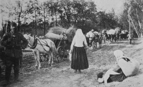 Беженки периода Первой мировой войны Порой неимоверные тяготы и лишения - фото 1