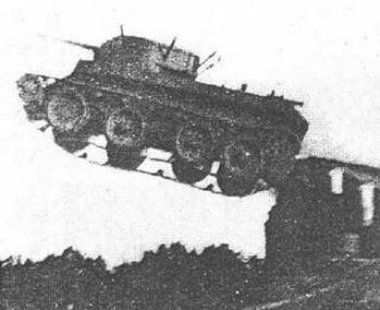 Бронеколлекция 1996 05 8 Легкий танк БТ7 - фото 19