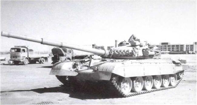 Танк М84 из состава 35й кувейтской танковой бригады в освобожденном - фото 174