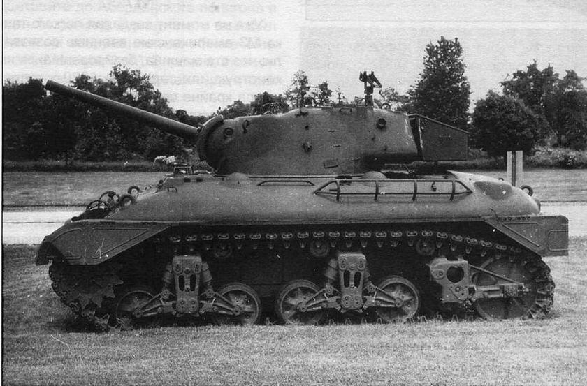 Средний танк М7 в экспозиции музея на Абердинском полигоне в США В августе - фото 25
