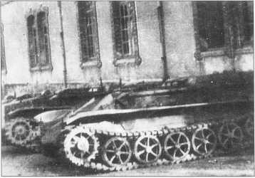 Танкетка ВIV 3й роты 508го батальона тяжелых танков Рим февраль 1944 года - фото 131