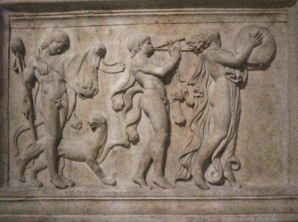 Рис 9 Барельеф на саркофаге Менада с двумя сатирами Рим I в Британский - фото 15