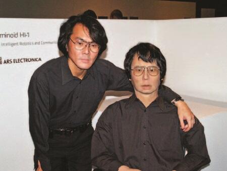Рис 34 Хироши Ишигура и его андроиддвойник Источник - фото 42