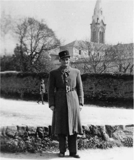В Нанте на обучении в Венсеннской Военной школе управления весна 1940 года - фото 7