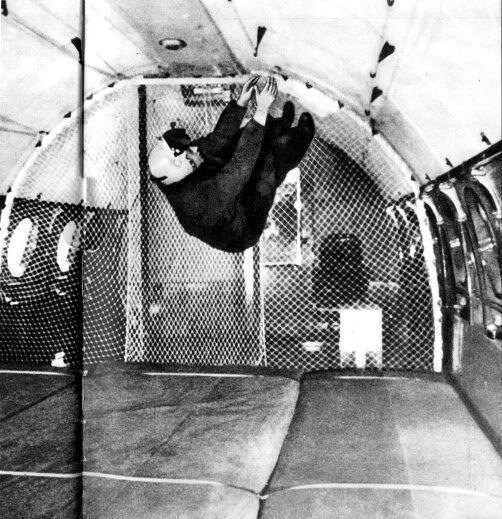 12 апреля 1961 года первый в мире лётчиккосмонавт Юрий Гагарин должен был - фото 36