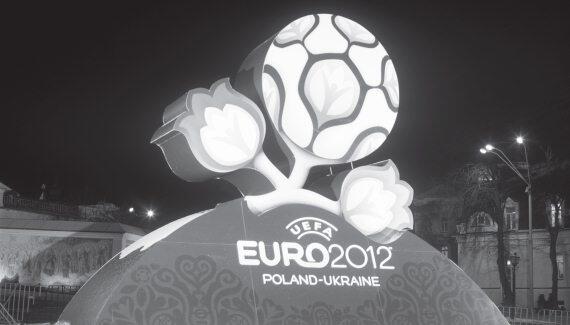 Официальный логотип ЕВРО201 2 см вклейку Матчи финальной части ЕВРО2012 - фото 30