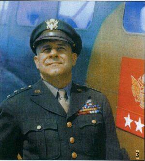 3 Джим Дулитл в 1942 году полковник позднее генерал лейтенант В начале - фото 3
