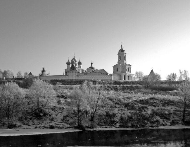 ВысокоПетровский монастырь Фото И Орленка ВысокоПетровский монастырь был - фото 3