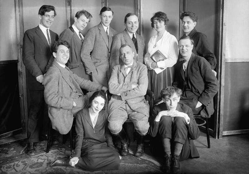 ВЭМейерхольд с первым выпуском ГЭКТЕМАСа 1926 ЗНРайх и ВЭМейерхольд - фото 22
