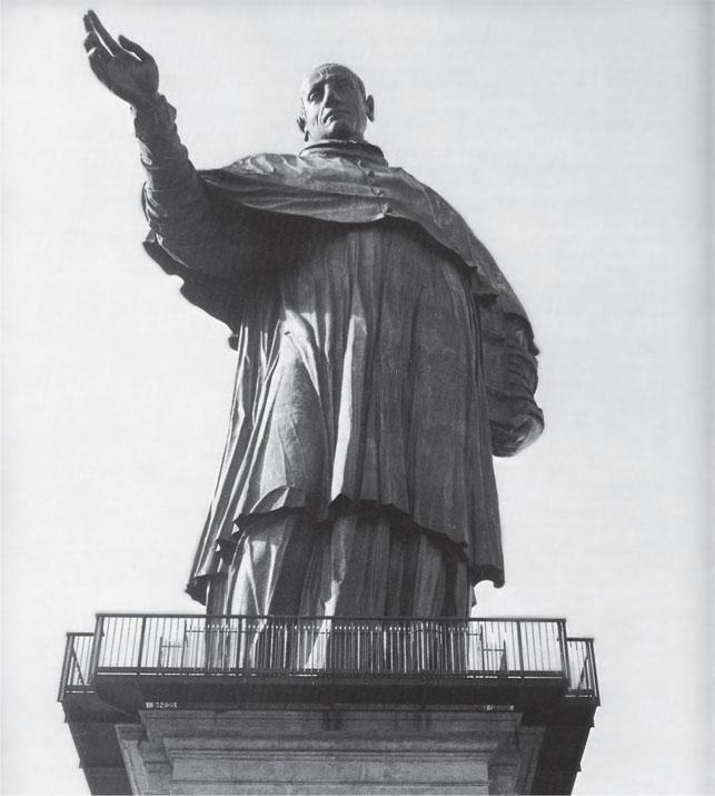 Статуя святого Карло Борромео Арона Поэтому со временем я стал воспринимать - фото 3