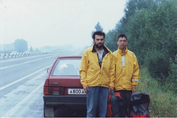 Антон Кротов и Демид Манышев на выезде из Екатеринбурга По дороге на Курган - фото 1
