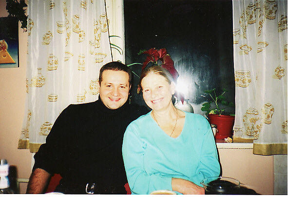 Людмила Зайцева и автор книги То что пишет он профессионально ярко не - фото 1