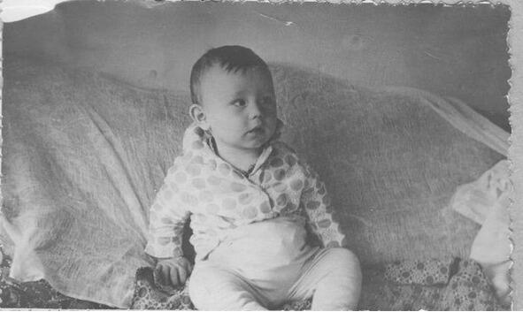 Это я Шулятьев Константин Николаевич Я родился в СССР в деревне Ломовская - фото 1