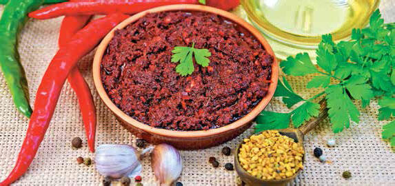 Кавказская острая приправа паста из красного перца с чесноком и пряными - фото 27