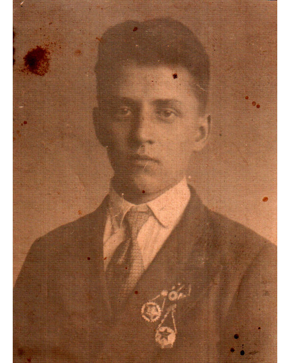 Иван Фото 1938 г Отец родился 01031920 в белорусском местечке Староселье - фото 1