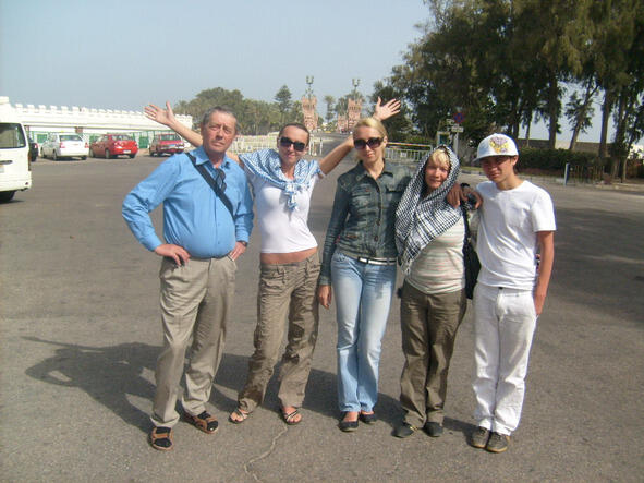 Египет г Александрия Я и туристы 2010 год Юбилей свой 65 ти летие - фото 14