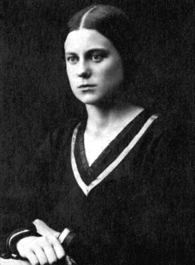 Мать поэта Зинаида Ермолаевна Евтушенко 1930 г Один мой одноклассник по - фото 8