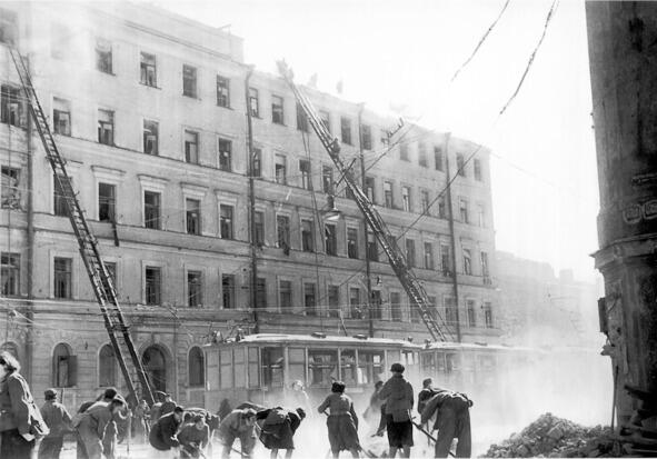 Военные действия под Ленинградом до блокады города Начиная войну немцы хорошо - фото 2
