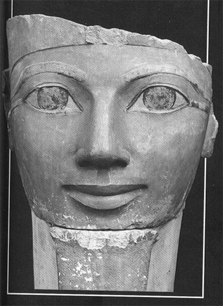 Голова статуи Хатшепсут В 2006 году доктор Захи Хавас министр археологии - фото 7