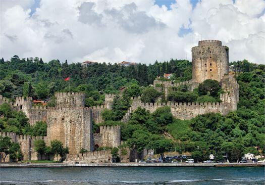 26 Румельская крепость Стамбул 1452 г Замок был выстроен в ходе подготовки - фото 26
