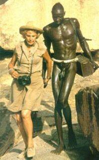Около года Лени прожила в Судане среди нубийцев из племен Масаки и Као В 1973 - фото 20